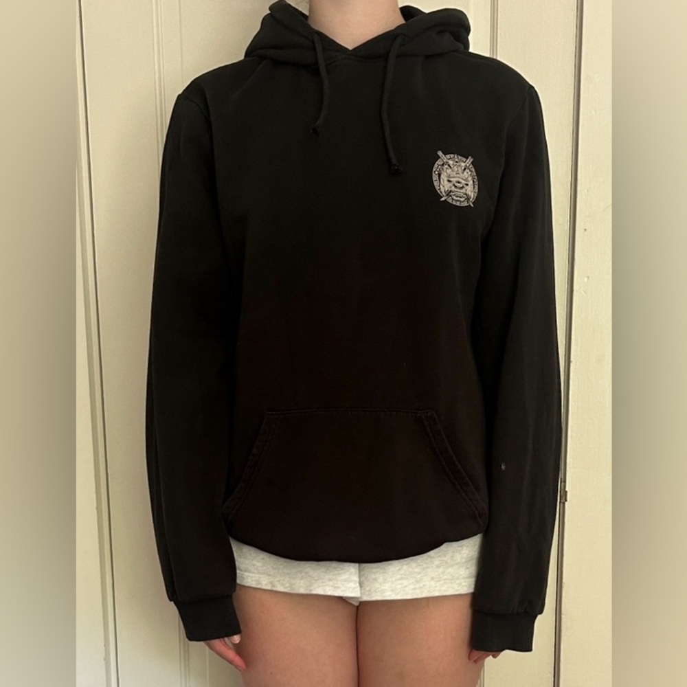 Black Sweatshirt